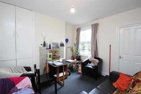 4 bedroom house to rent, Howard Street, Oxford