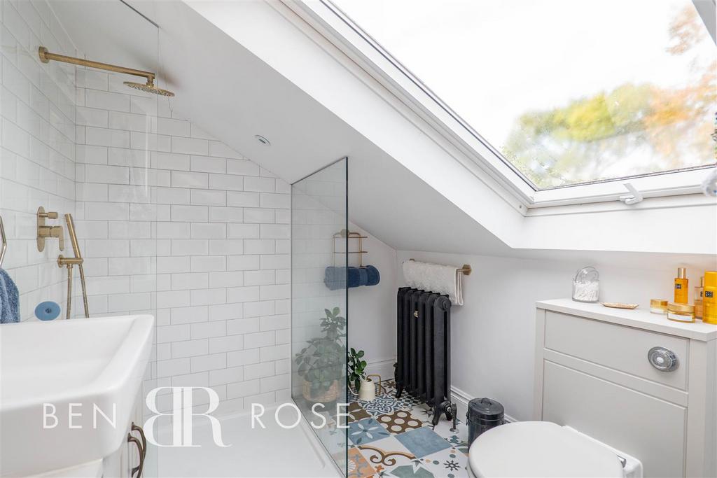 Master Ensuite