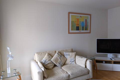 1 bedroom flat for sale, Hereford Road, Notting Hill, London, W2