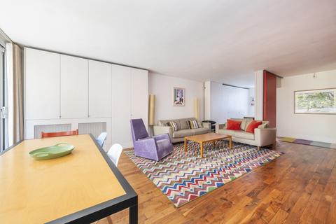 3 bedroom flat for sale, St. Olaves Court, St. Petersburgh Place, London