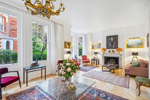 12a Fitzjames Avenue, London, W14 0RP