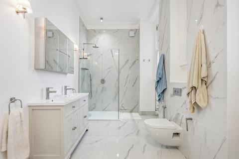 12a Fitzjames Avenue, London, W14 0RP