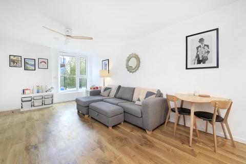 2 bedroom flat for sale, Flotilla House, Juniper Drive, Battersea, London