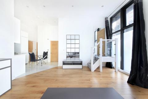 1 bedroom flat for sale, Gwynne Road, London