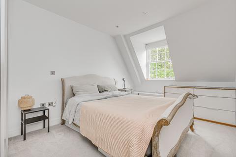 1 bedroom flat to rent, 2 Kew Bridge Road, Brentford
