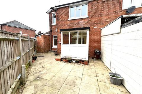 3 bedroom terraced house to rent, Twyford Avenue, Southampton