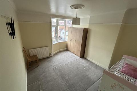 3 bedroom terraced house to rent, Twyford Avenue, Southampton