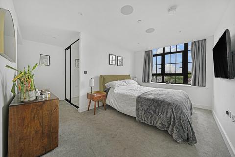2 bedroom flat for sale, New Tannery Way, London