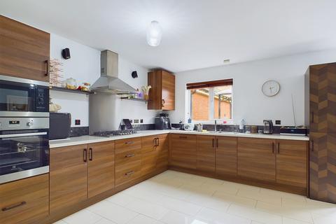23 Bacchus Gardens, Leighton Buzzard, LU7 9SA