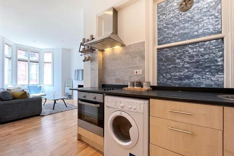 2 bedroom apartment to rent, Petty France, Victoria, SW1H