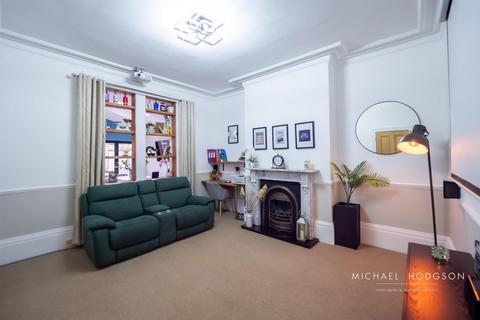 4 bedroom terraced house for sale, Side Cliff Road, Roker, Sunderland