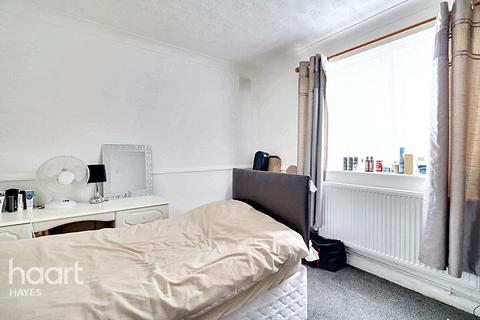 1 bedroom flat for sale, Evergreen Way, Hayes