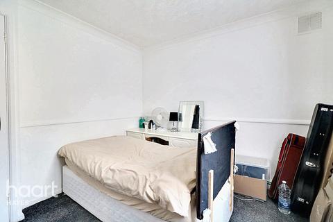 55 Evergreen Way, Hayes, UB3 2BQ