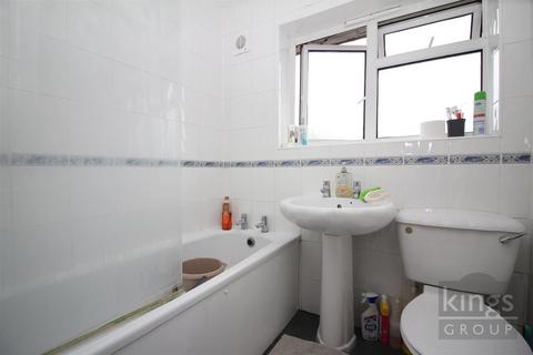 2 bedroom flat for sale, Nicholls Field