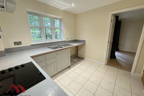 21 Lanark Gardens, Widnes, WA8 9DT