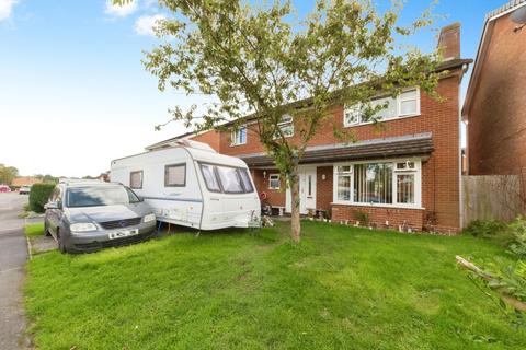 6 bedroom detached house for sale, Balmoral Crescent, Oswestry SY11