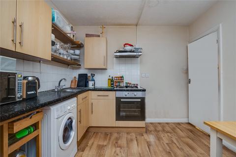 2 bedroom apartment to rent, Severus Road, London, SW11