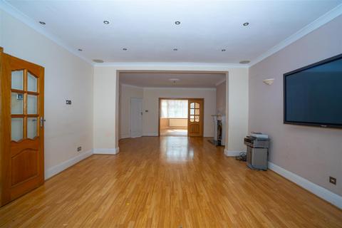 14 Sherborne Avenue, Southall, UB2 4HU