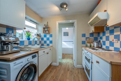 2 bedroom terraced house for sale, Alcester Road, Studley B80