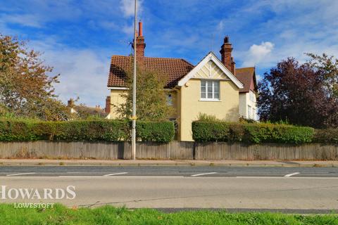 Yarmouth Road, Lowestoft