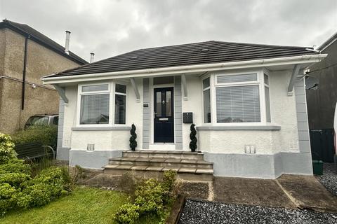 3 bedroom detached bungalow for sale, Heol Bryngwili, Cross Hands, Llanelli