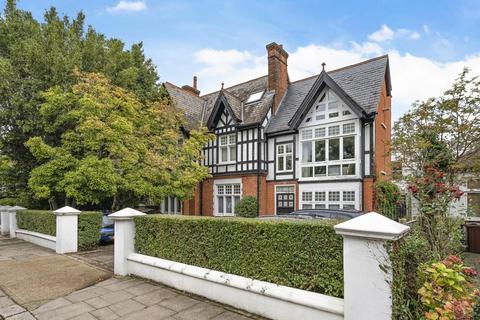 2 bedroom flat for sale, Grove Park Road, Chiswick