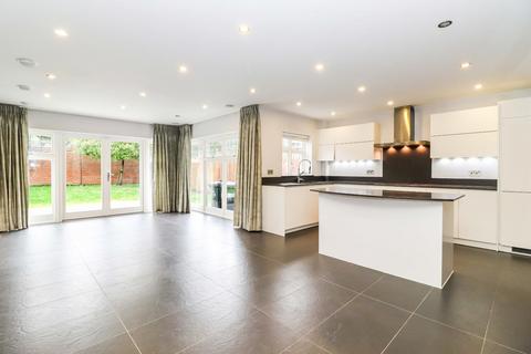 4 bedroom detached house for sale, Queen Elizabeth Crescent, Beaconsfield, Buckinghamshire, HP9