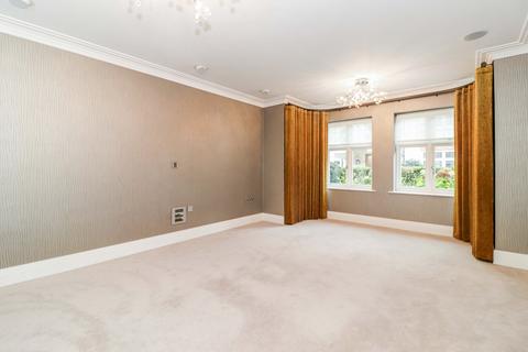 4 bedroom detached house for sale, Queen Elizabeth Crescent, Beaconsfield, Buckinghamshire, HP9