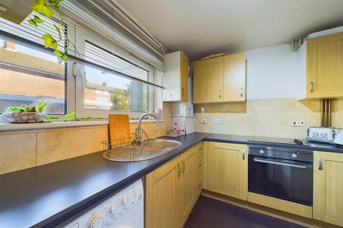 15 Oxford Road, London, E15 1DD