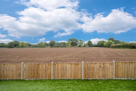 10 Clinton Avenue, Hampton Magna, Warwick, CV35 8TX