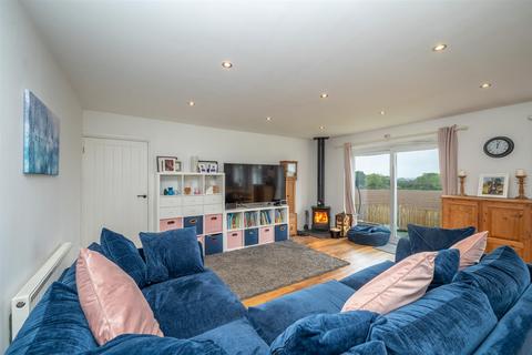 10 Clinton Avenue, Hampton Magna, Warwick, CV35 8TX