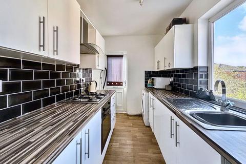 3 bedroom flat for sale, Nixon Terrace, Blyth, Northumberland, NE24 3EF