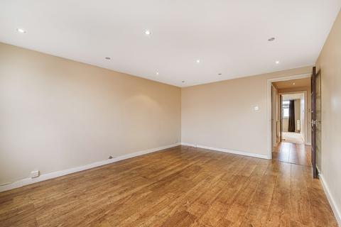 2 bedroom apartment to rent, Croydon Road, Beckenham BR3