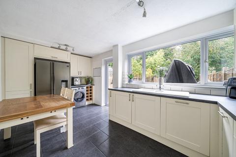 17 Fiona Close, Winchester, SO23 0HB