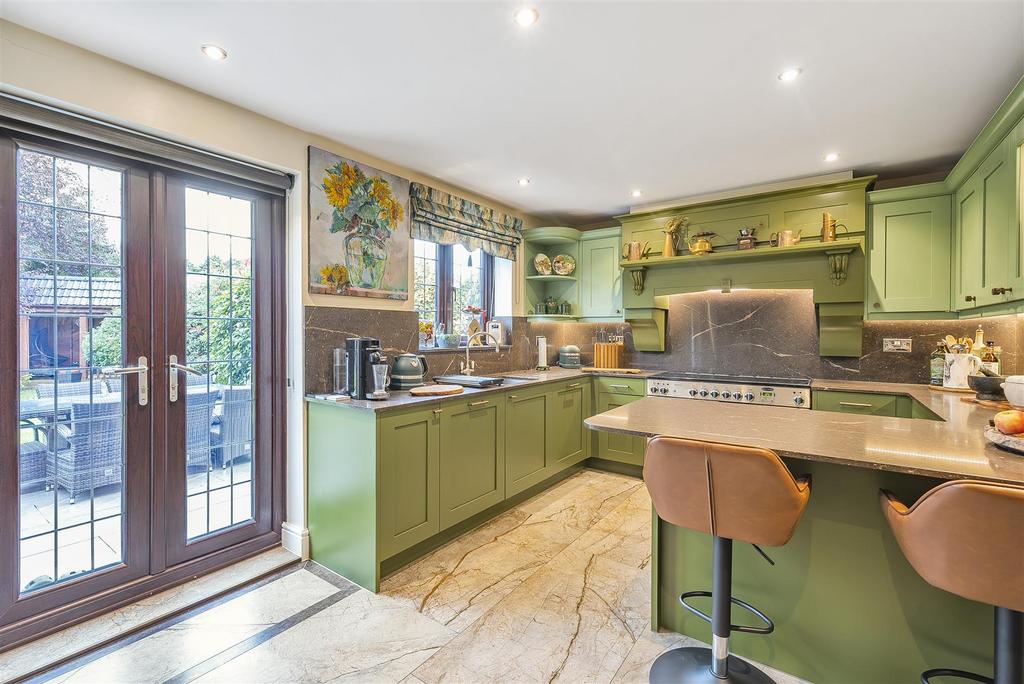 Kitchen/Breakfast Room