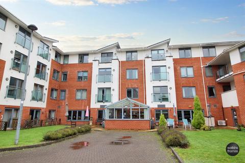 1 bedroom retirement property for sale, Dinedor View, The Rose Garden, Ledbury Road, Hereford, HR1