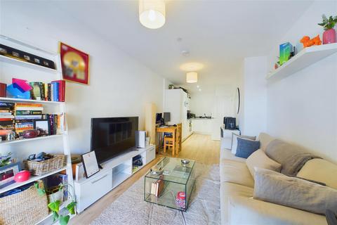 1 bedroom flat for sale, Paynter House, Upton Gardens, Shipbuilding Way, London, E13