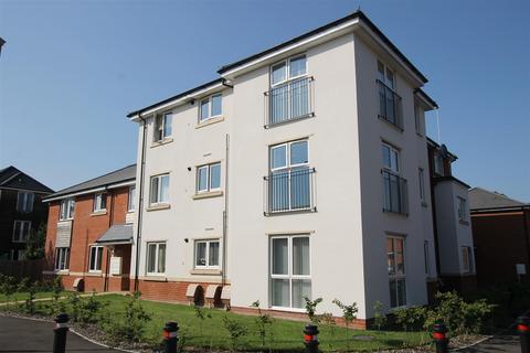 2 bedroom flat for sale, Firecracker Drive, Southampton SO31