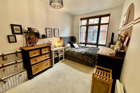 2 bedroom apartment for sale, Warstone Lane, Birmingham, B18