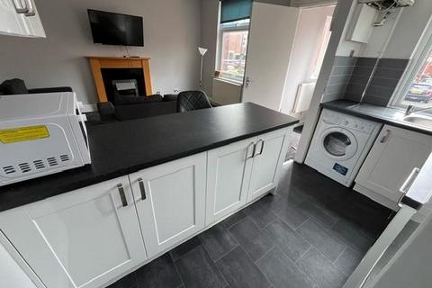 4 bedroom house to rent, Granby Terrace, Leeds