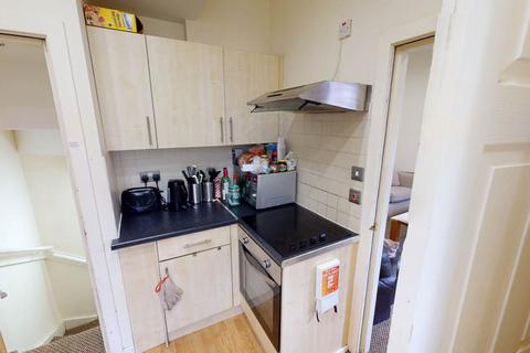 3 bedroom house to rent, Granby Terrace, Leeds