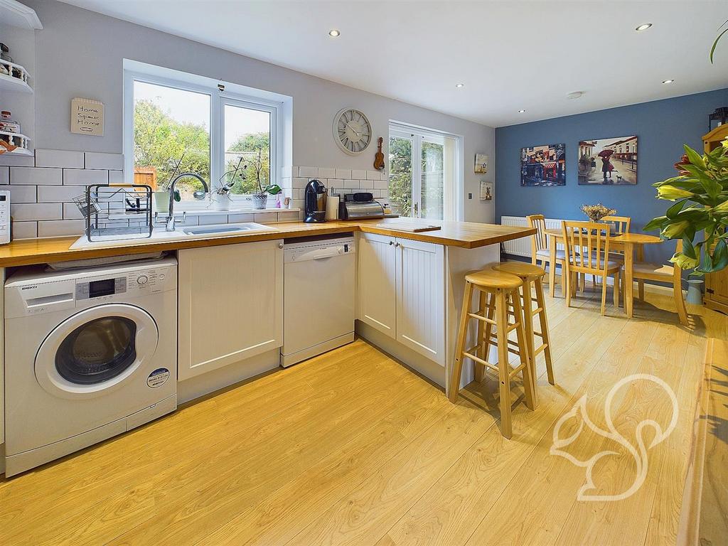 Kitchen/Dining Room