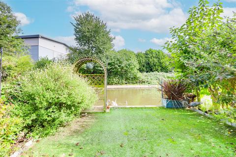 3 bedroom terraced house for sale, Waterside Gardens, Lenton NG7