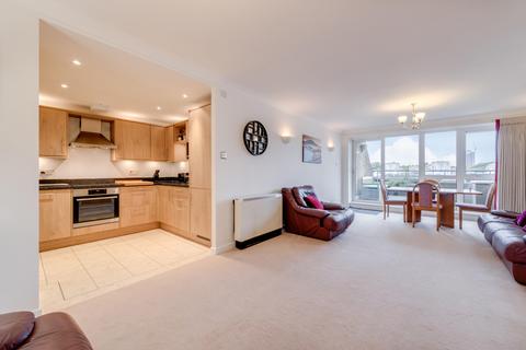 2 bedroom apartment for sale, Arnhem Wharf, Arnhem Place, London, E14