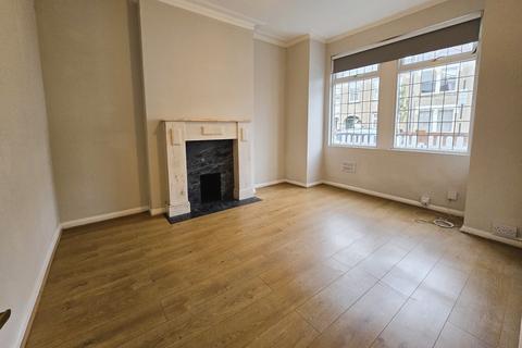 2 bedroom ground floor maisonette to rent, Pevensey Road, London SW17