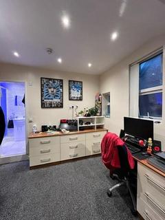 9 bedroom house to rent, St Michael Villas, Leeds