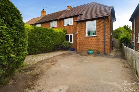 2 bedroom terraced house to rent, Nash Road, Thornborough, Buckingham, MK18 2DP