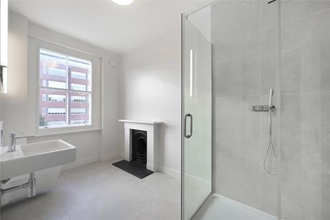 Studio to rent, Cranley Gardens, South Kensington, London, SW7