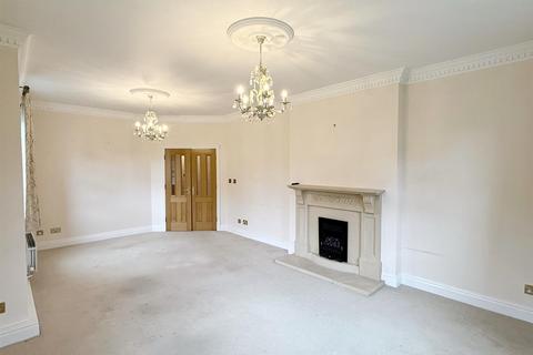 3 bedroom apartment for sale, Little Aston Hall Drive, Little Aston