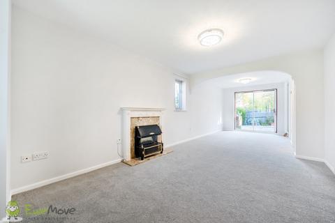 18 Groves Lea, Mortimer, Reading, RG7 3SR